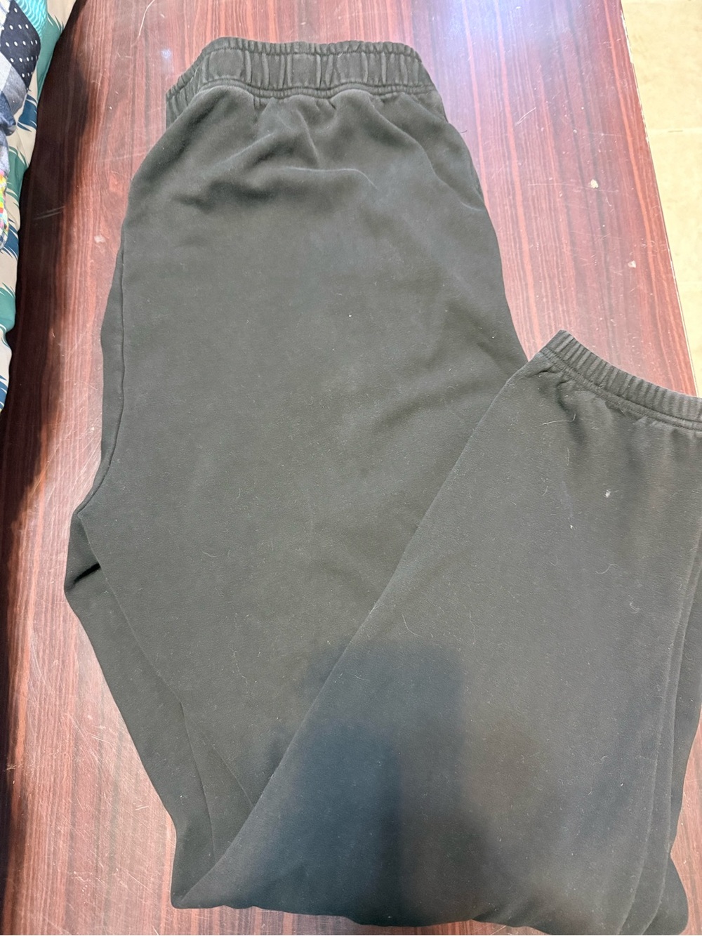 BuffBunny Men's Dark Green Elastic-Waist Sweatpants